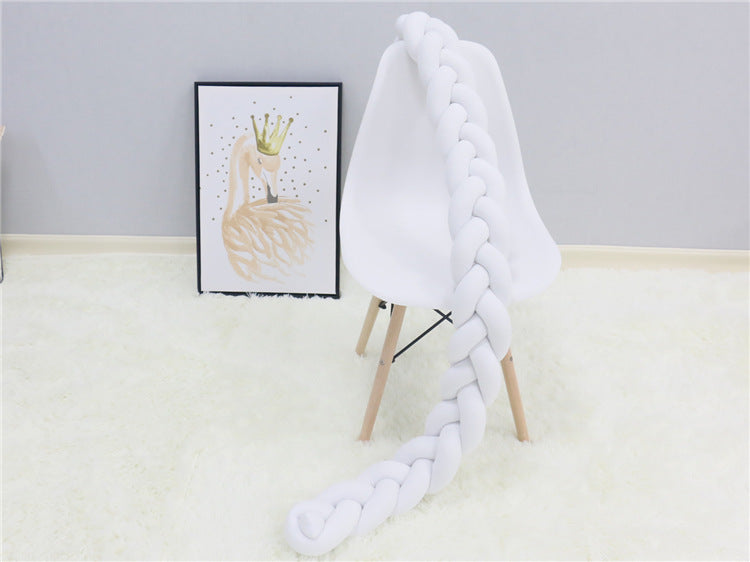 Handknit Nordic Knot Crib Bumper — Nursery Decor for Newborns