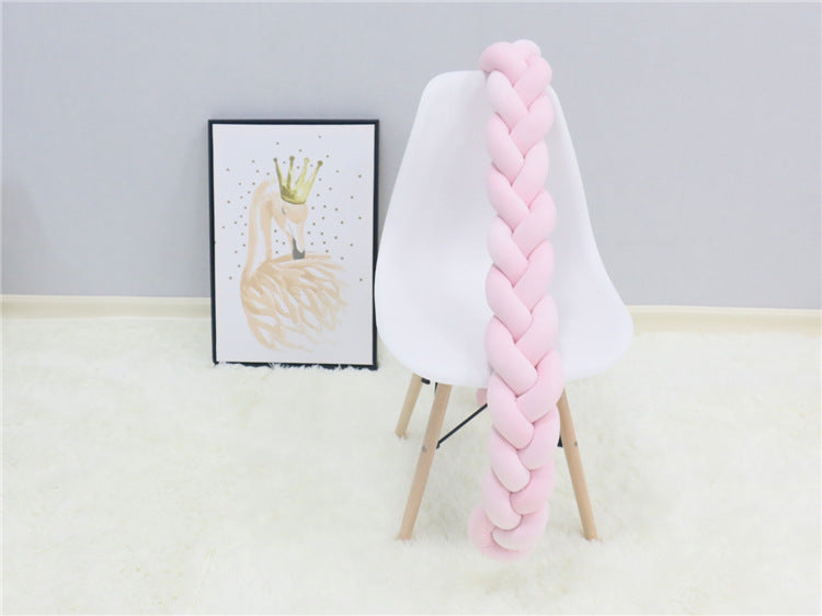 Handknit Nordic Knot Crib Bumper — Nursery Decor for Newborns